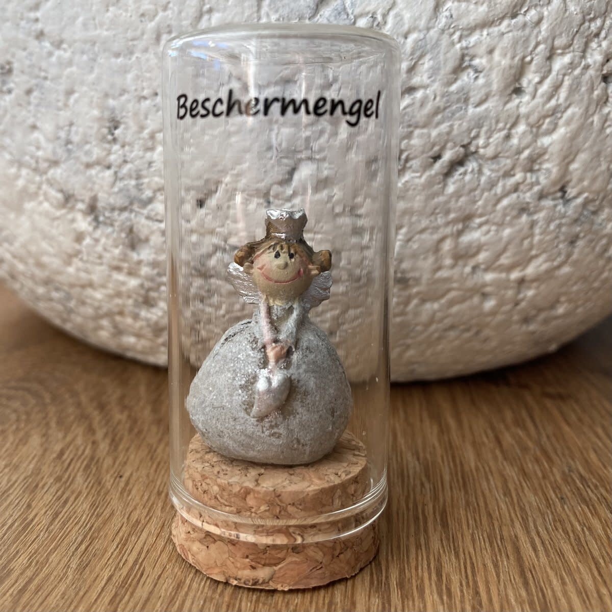 Kleine Engel in stolp