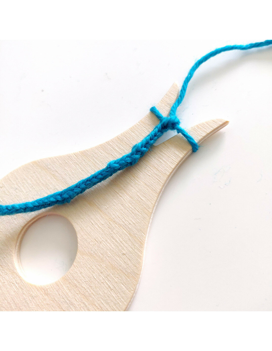 Speelbelovend Lucet met Loomhaakje | Speel je Wijs