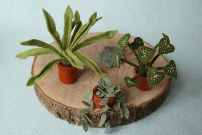Atelier Pippilotta Poppenhuis 5 - Drie Kamerplanten | Speel je Wijs
