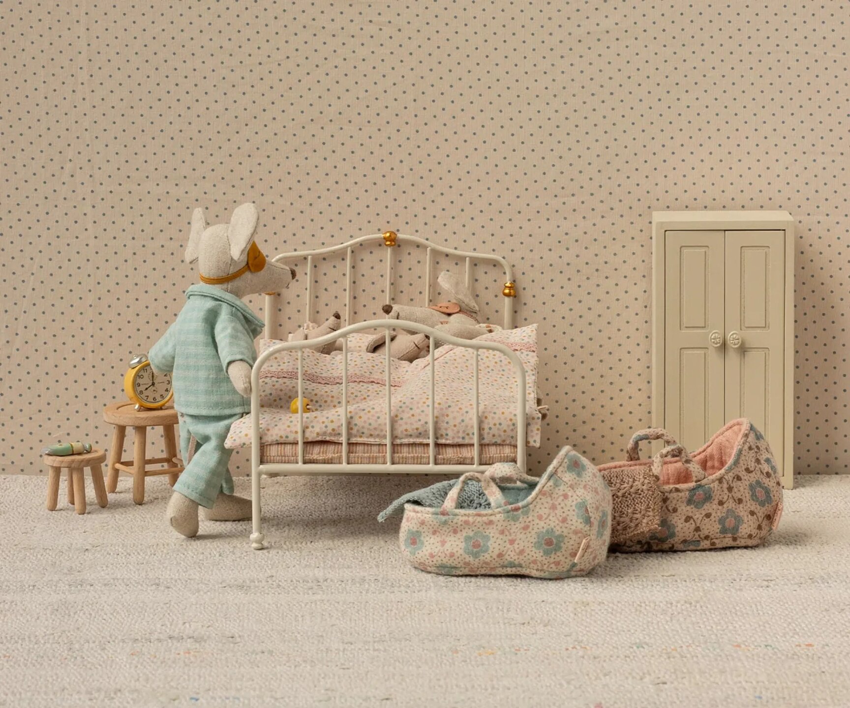 Maileg Vintage Bed - Off White| Speel je Wijs