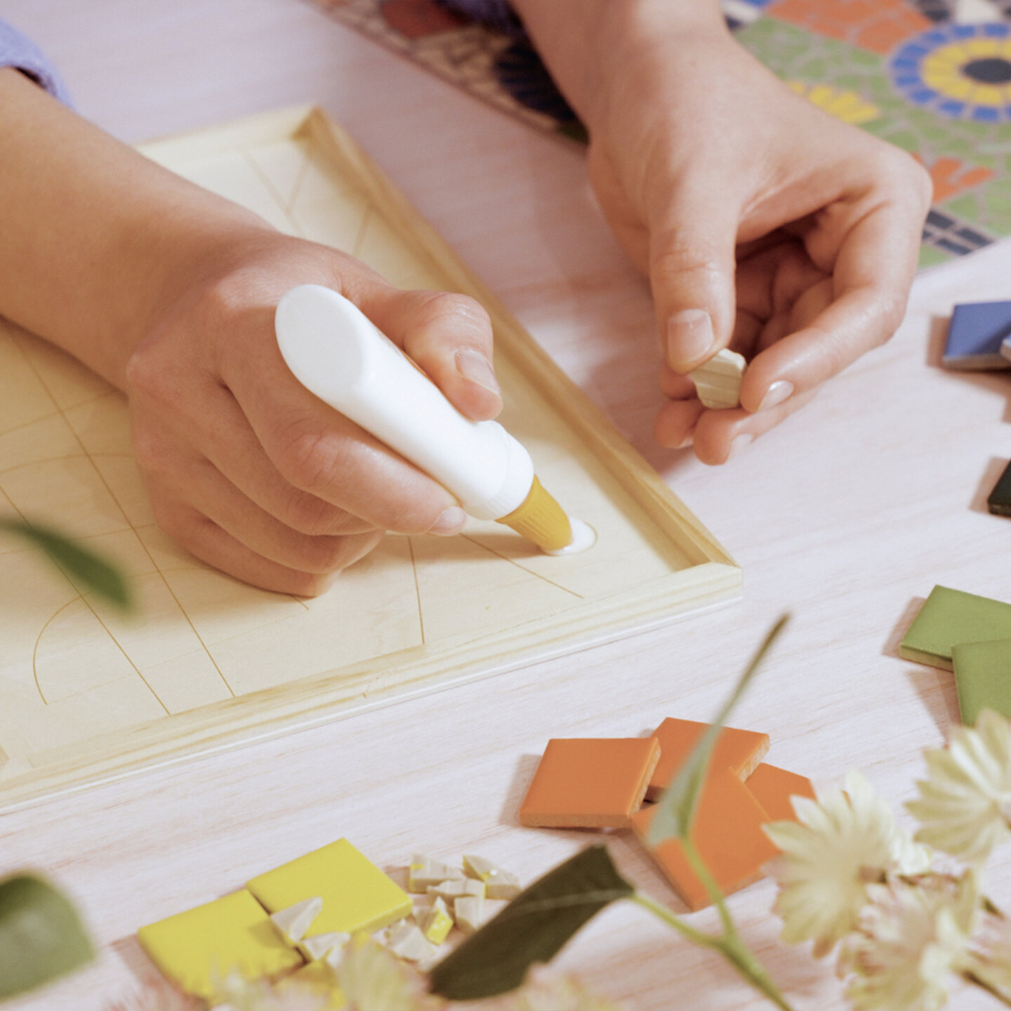 Djeco Knutselset Atelier 73 - Borduren 15+| Speel je Wijs