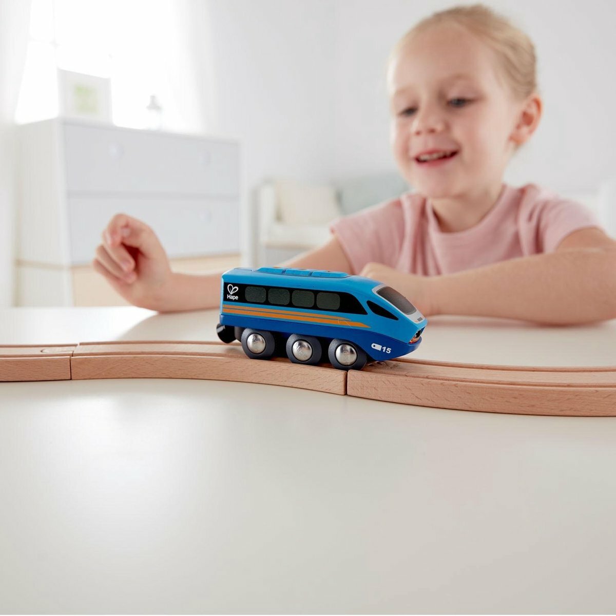 Hape Lokomotief op afstandsbediening - Remote control Train | Speel je Wijs