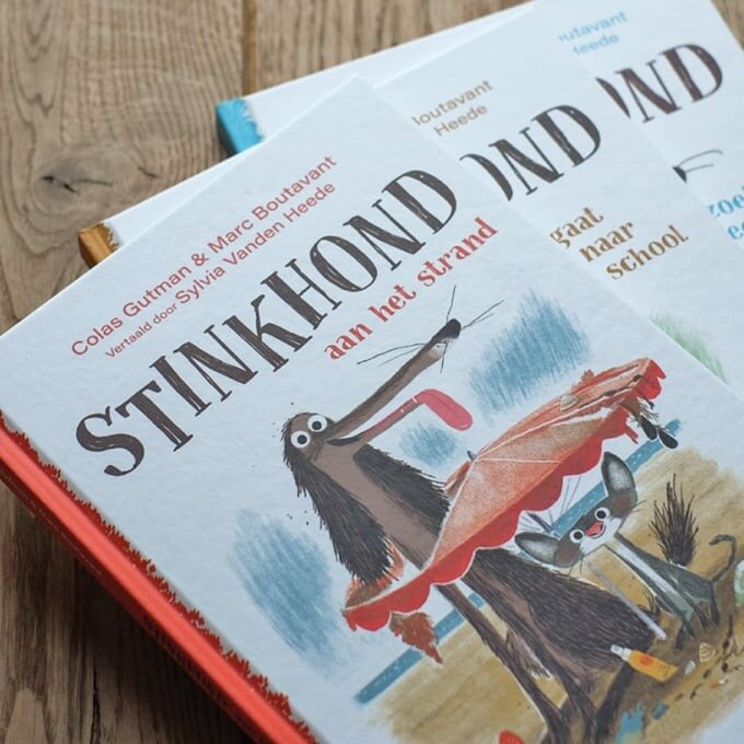 Moulin Roty Knuffel Grote Stinkhond &quot;L&#039;&eacute;cole des loisirs&quot; | Speel je Wijs