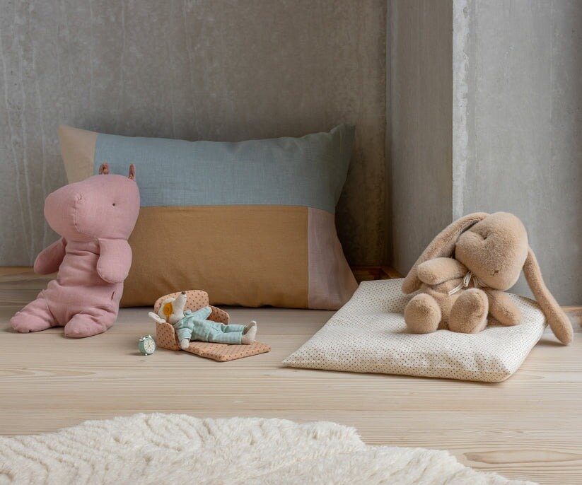 Maileg Plush Bunny Medium - Cream Peach | Speel je Wijs