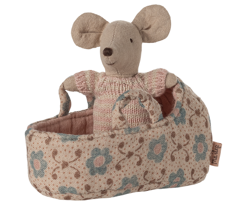 Maileg Baby Muis in Draagmand - Roze | Speel je Wijs