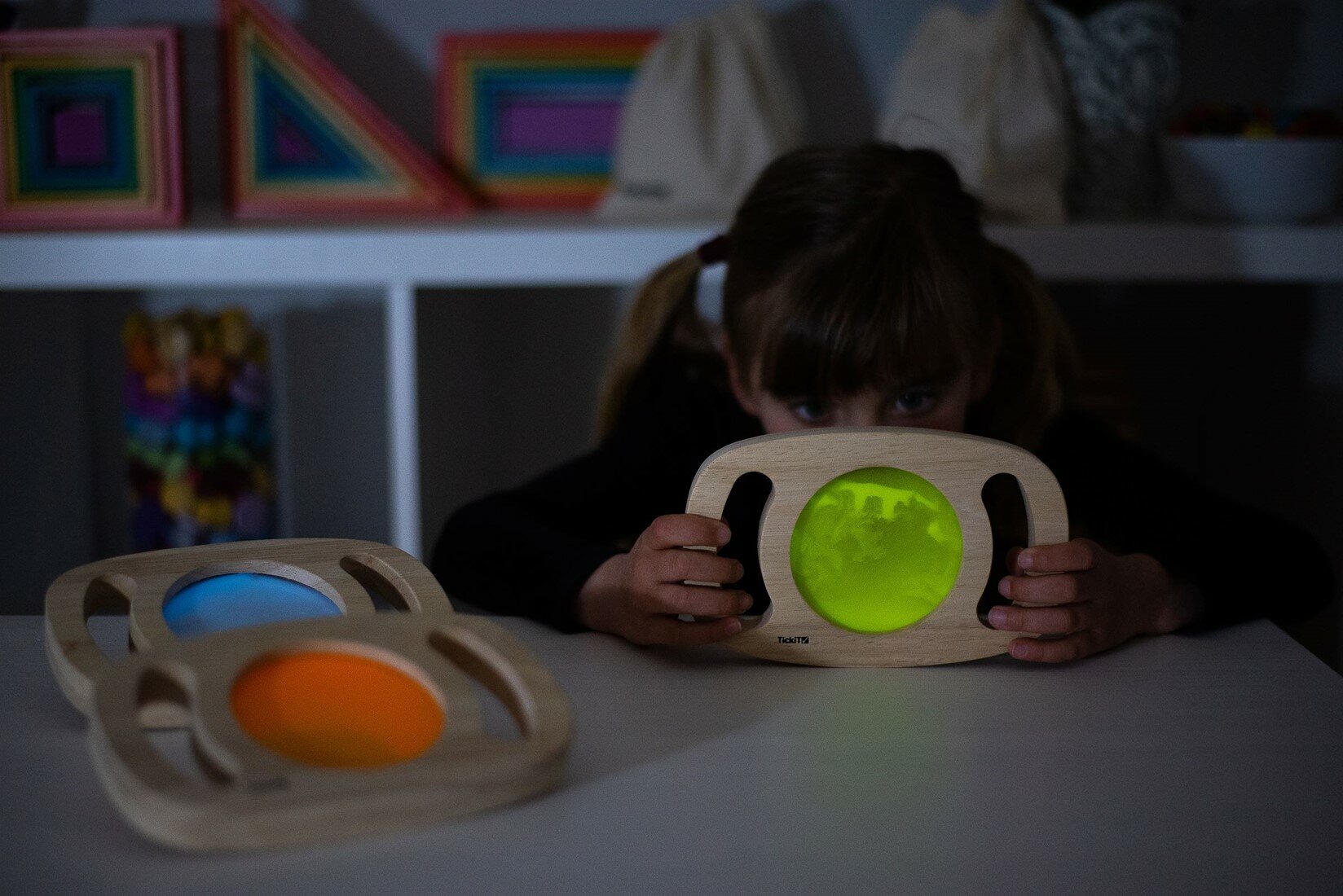 TickiT Easy Hold Glow Venster - Glow in the Dark | Speel je Wijs