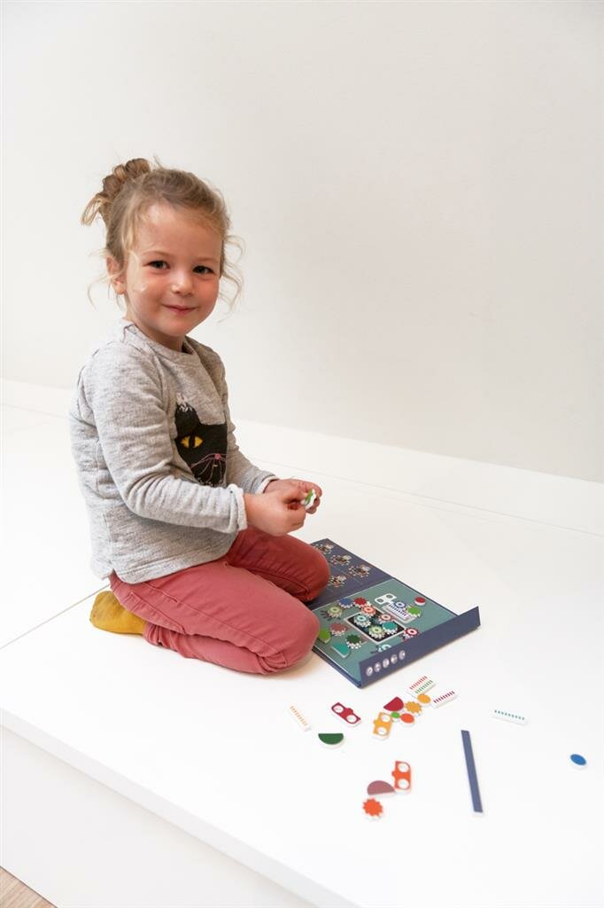  Scratch Edulogic - Magnetic Tangram - Robots 4+ | Speel je Wijs