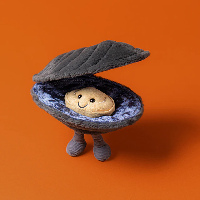 Jellycat Amuseables Michelle Mussel - 17cm | Speel je Wijs