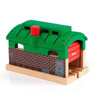 Brio - Treingarage met roldeuren - 33574 | Speel je Wijs