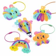Djeco Artistic Krimpfolie Set - Sleutelhanger Kawaii 6-10 jaar | Speel je Wijs