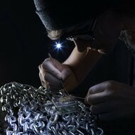 Kikkerland | LED Clip on Light
