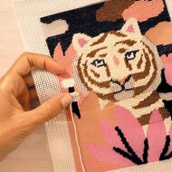 Djeco Knutselset Atelier 64 - Borduren 15+| Speel je Wijs