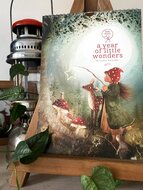 BijdeHansje Verjaardagskalender - A year of little Wonders | Speel je Wijs