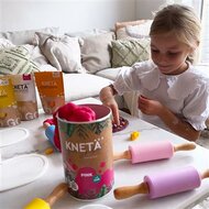 KNET&Auml;&reg; - Natuurlijke Boetseerklei -  Roze 1000 gram 1+ | Speel je Wijs