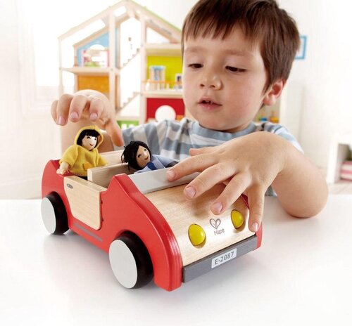 Hapé-Family Car voor poppenhuis