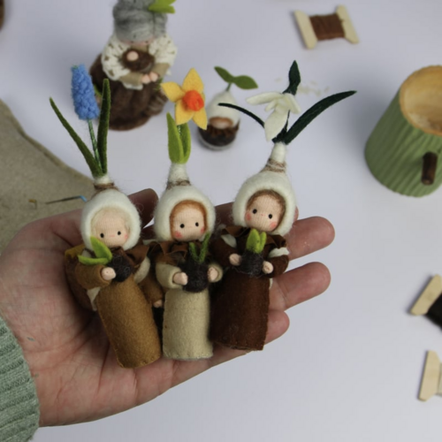 Tessa van Tiggelen - Zelfmaakpakket Drie mini Bloemenkindjes