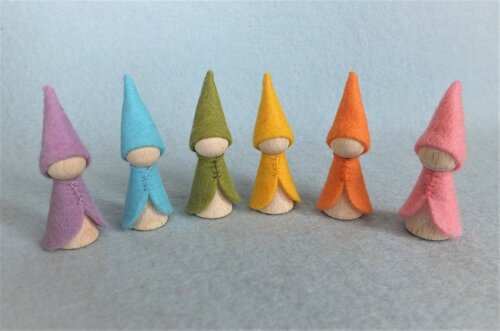 Atelier Pippilotta - Zes Regenboog Kabouters - Pastel