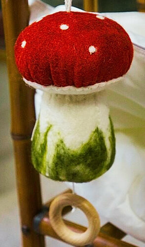 Gamcha Muziekknuffel - Paddenstoel 100% wolvilt